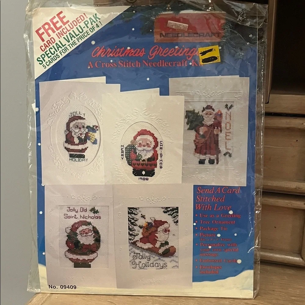 Two Titan Needlecraft Sets Makes 10 Cross Stitch Christmas Holiday Cards NWT